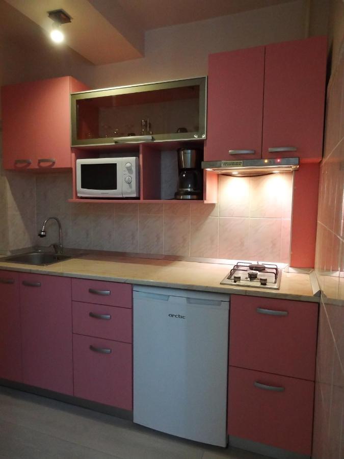 Lvc,Lac & Nyc Apartshotel Faleza Галац Экстерьер фото